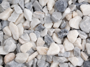 Decorative Chippings, Gravels & Pebbles: Polar Ice Chippings 25kg bag